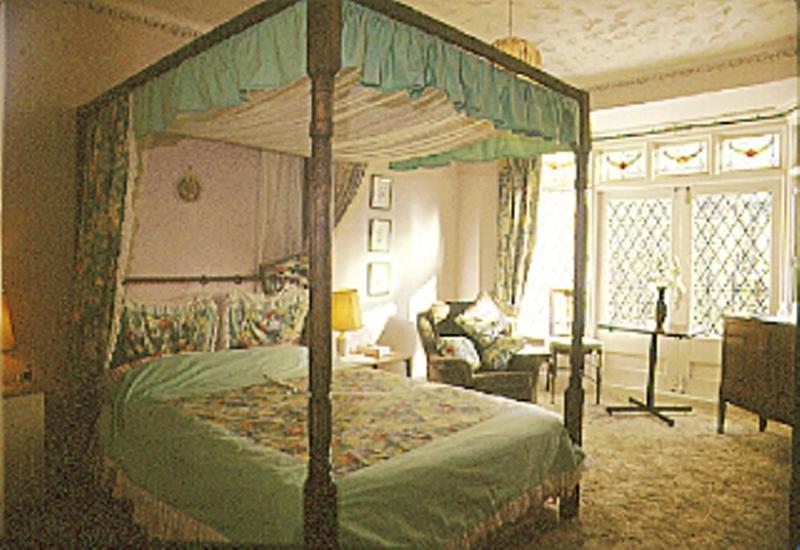 The Tudor Court Hotel โซลิฮัล ห้อง รูปภาพ